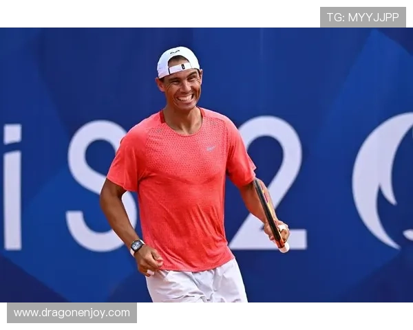 网球大师赛决赛：纳达尔与德约科维奇再次争锋 谁能问鼎冠军宝座